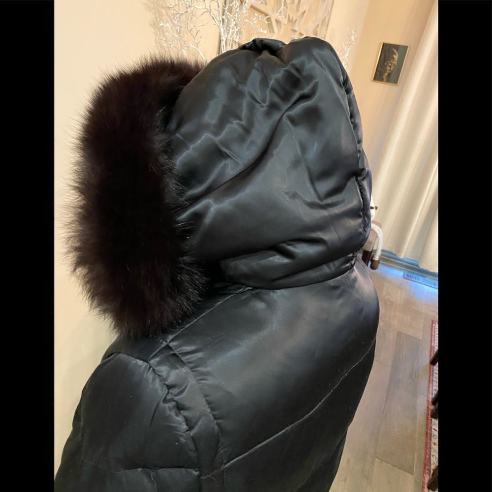 LAST CHANCE 1 Madison down puffer coat with fox fur - Picture 3 of 9